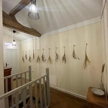 3-Bed House Sleeps 10 40Mins From Puy De Fou 度假居 *