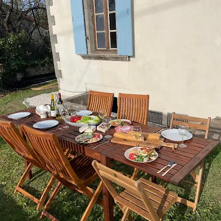 3-Bed House Sleeps 10 40Mins From Puy De Fou * La Chapelle-Saint-Etienne