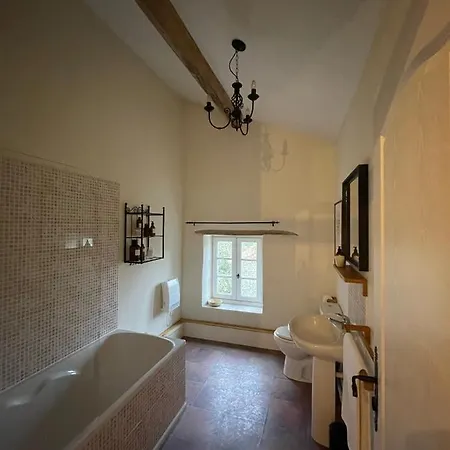 度假居 3-Bed House Sleeps 10 40Mins From Puy De Fou *