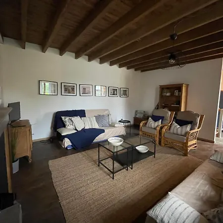 3-Bed House Sleeps 10 40Mins From Puy De Fou *